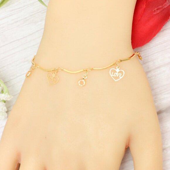 "Trendy Handmade Bracelet – A Thoughtful Gift for Girls & Women | UNVRC1005 - Picture 5 of 10